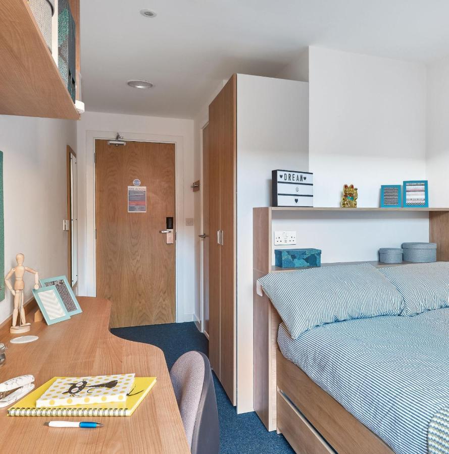 Ensuite Bedrooms With Shared Kitchen At The Elements Located In Sheffield For Students Only Exterior foto