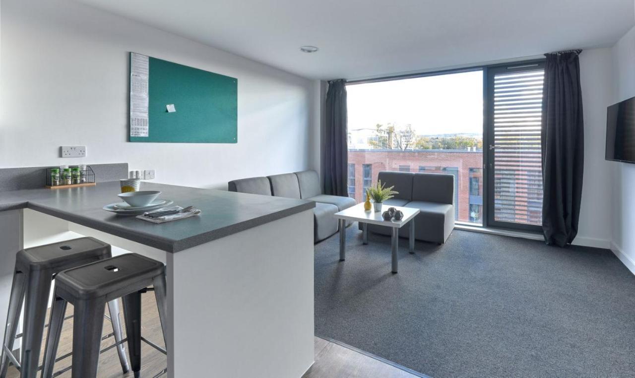 Ensuite Bedrooms With Shared Kitchen At The Elements Located In Sheffield For Students Only Exterior foto
